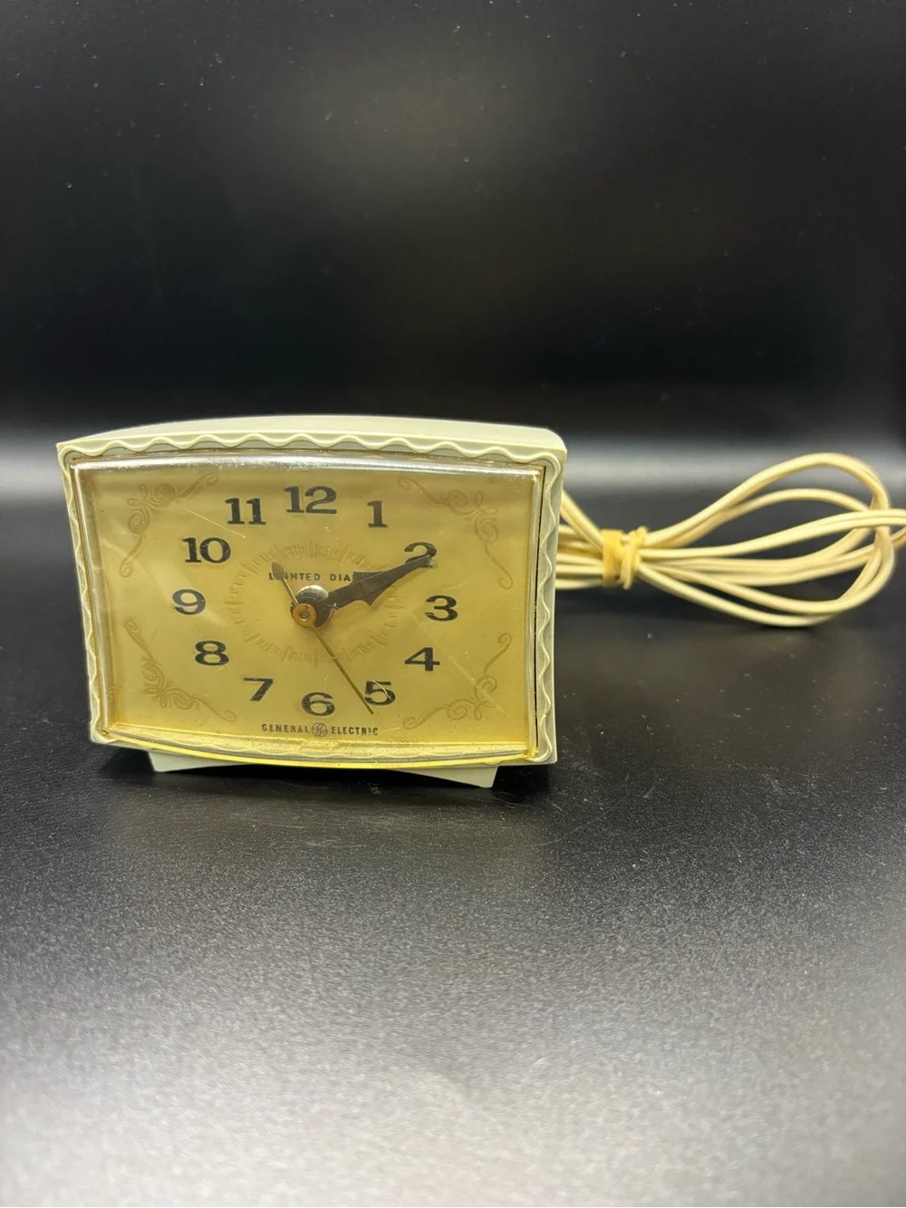 General Electric Gold-Tone Electric Wall/Desk Clock - Gold Face